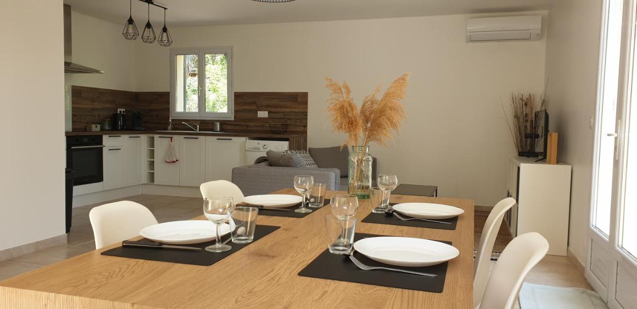 Une Maison En Provence Pierrevert Zewnętrze zdjęcie